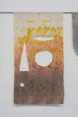 sari ember, dmw gallery, heads or tails