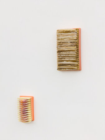 dmw gallery, bram de jonghe, exhibition, apres nous les mouches, sculpture, we document art